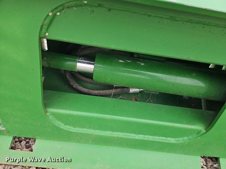 image for item EO8524 2022 McHale R5 bale grabber