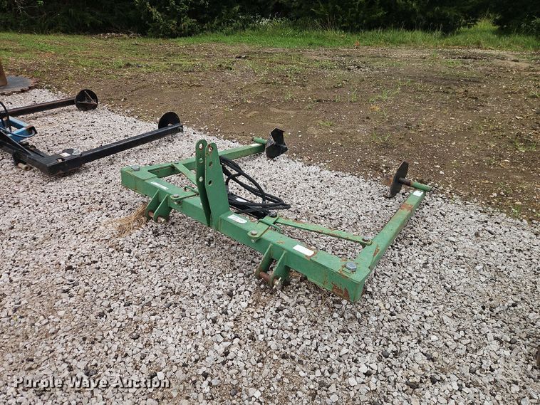 image for item EO8525 Heritage UNR-30000 bale unroller 