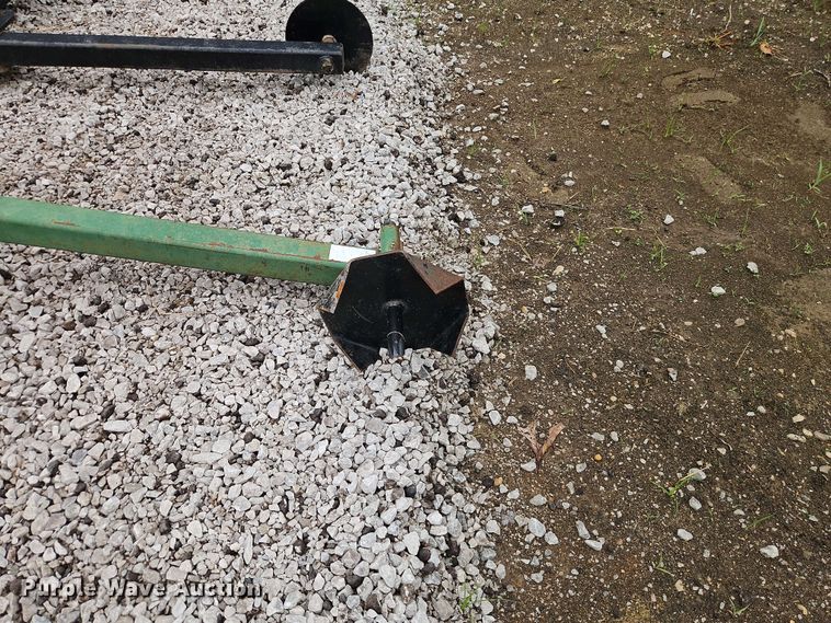 image for item EO8525 Heritage UNR-30000 bale unroller 