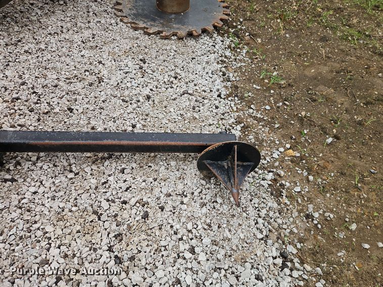 image for item EO8526 Balemaster BMUOH-3000 bale unroller