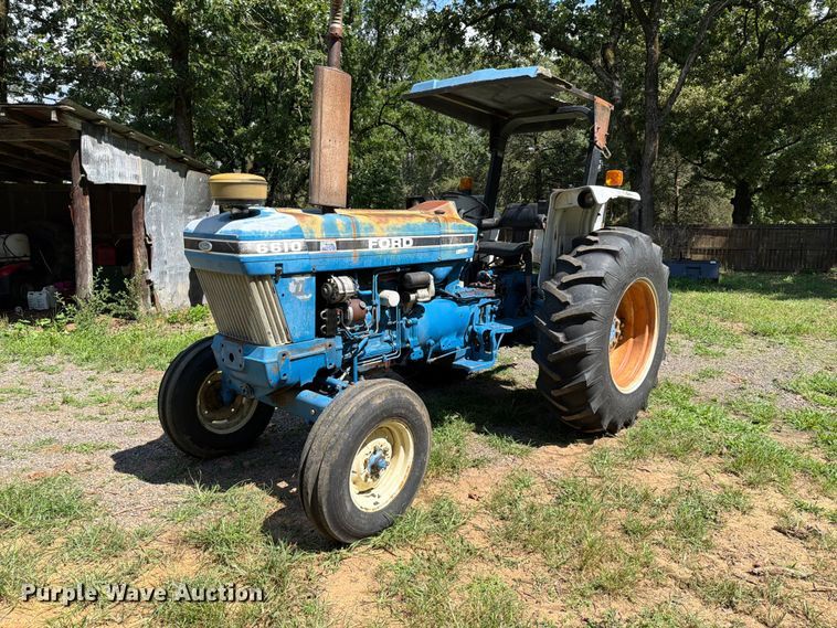 image for item EQ8028 Ford EA414C tractor