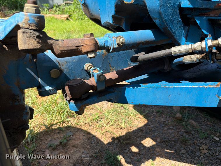 image for item EQ8028 Ford EA414C tractor
