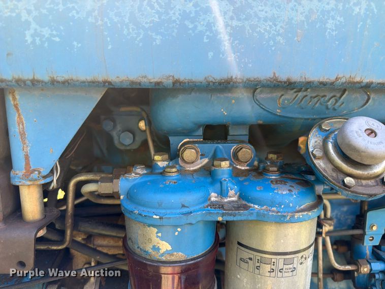 image for item EQ8028 Ford EA414C tractor