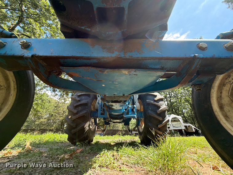 image for item EQ8028 Ford EA414C tractor