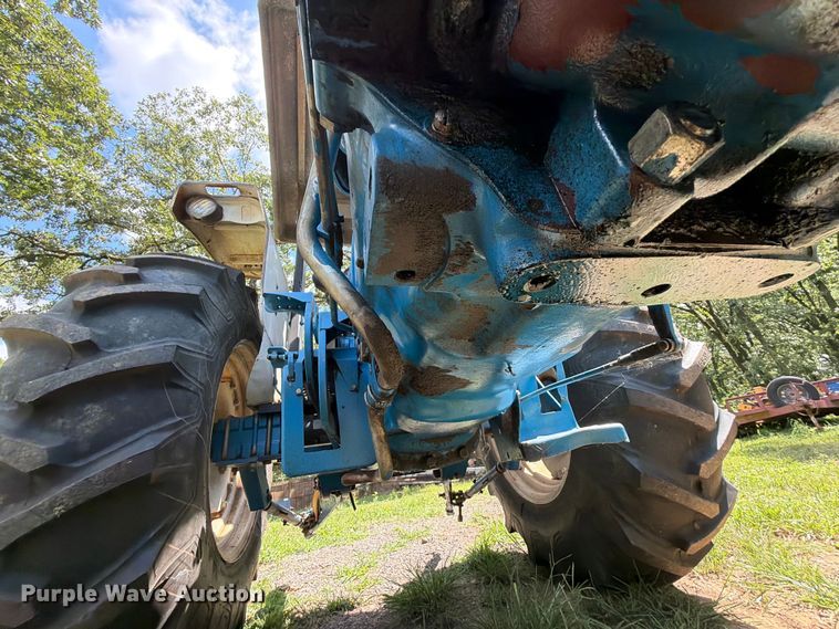 image for item EQ8028 Ford EA414C tractor