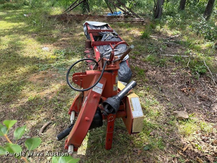 image for item EQ8031 New Holland 617 disc mower