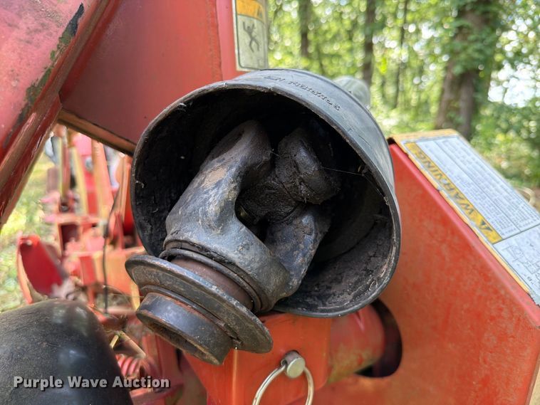 image for item EQ8031 New Holland 617 disc mower