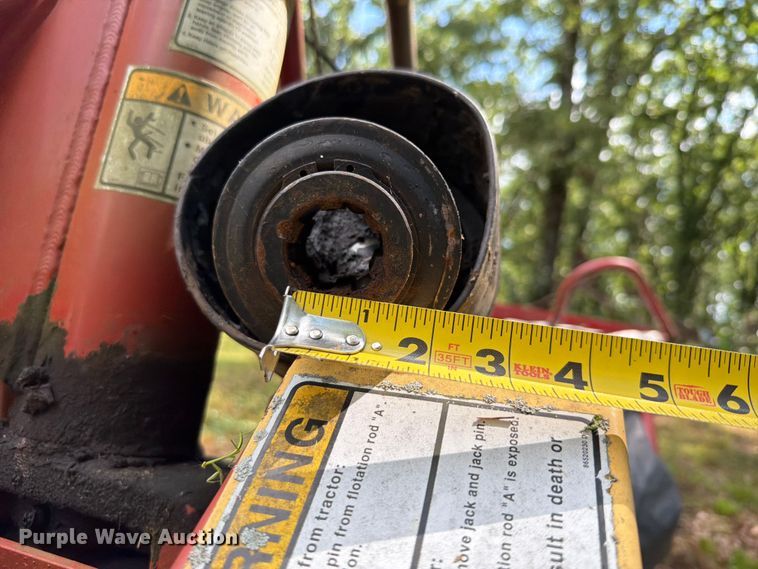 image for item EQ8031 New Holland 617 disc mower