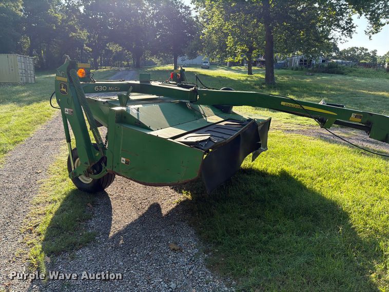 image for item EQ8067 2013 John Deere 630 flail mower