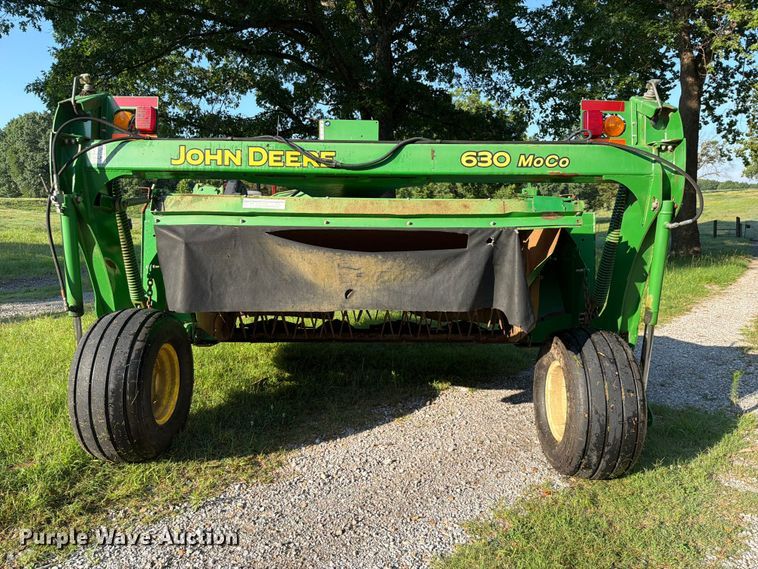 image for item EQ8067 2013 John Deere 630 flail mower