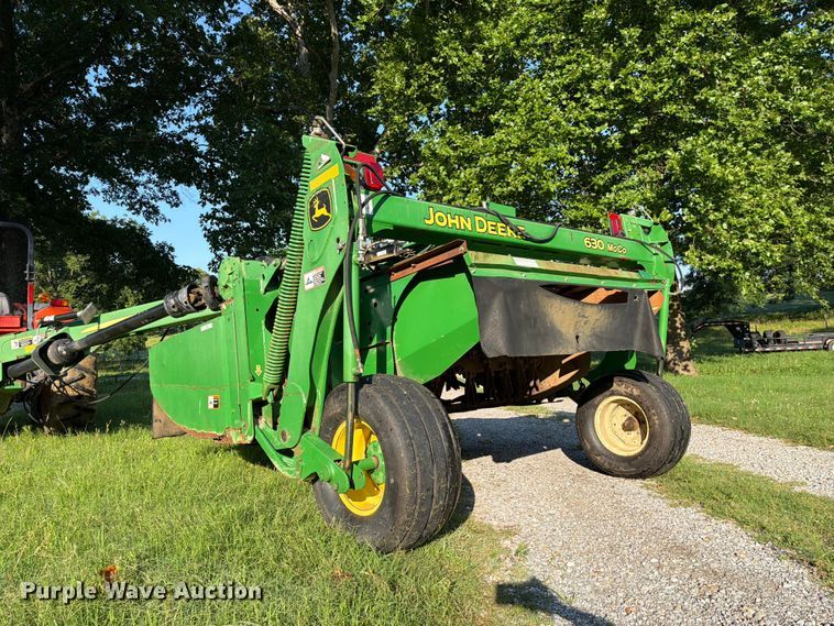 image for item EQ8067 2013 John Deere 630 flail mower