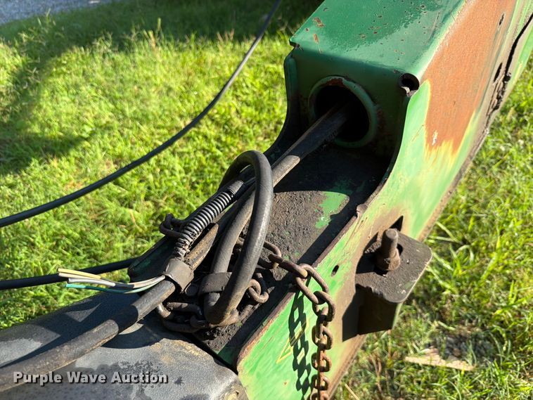 image for item EQ8067 2013 John Deere 630 flail mower