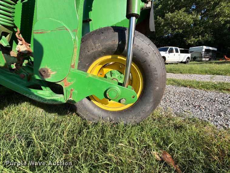 image for item EQ8067 2013 John Deere 630 flail mower