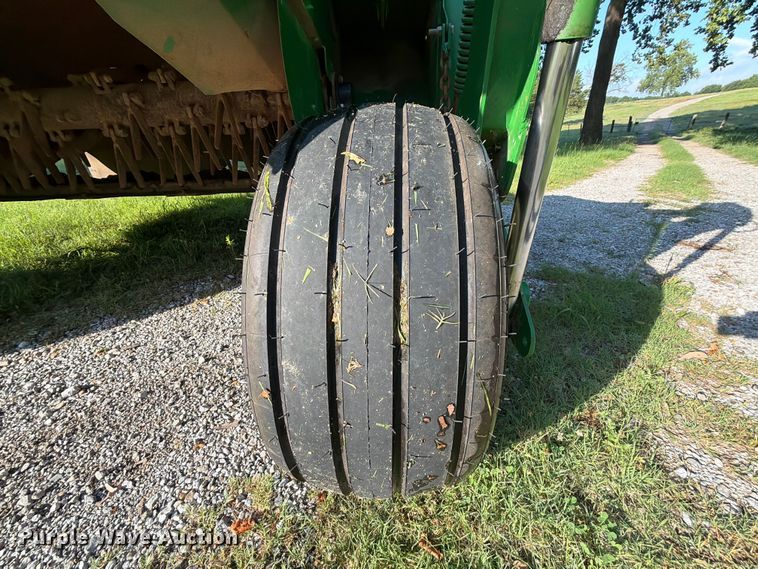 image for item EQ8067 2013 John Deere 630 flail mower