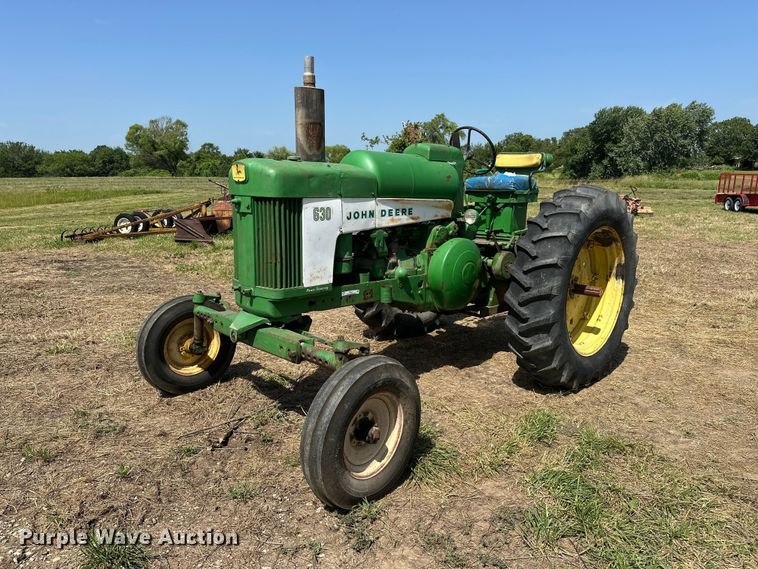image for item ES6512 1959 John Deere 630 LP tractor