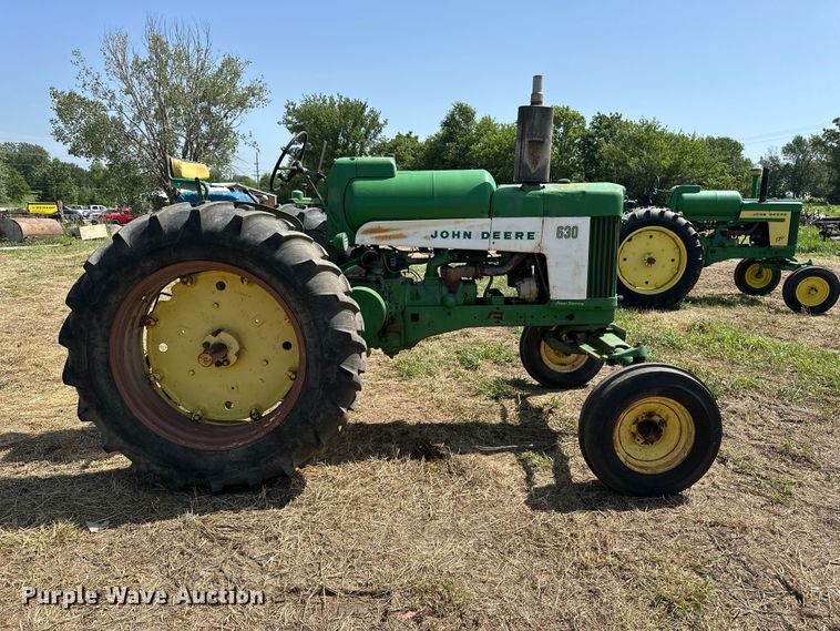 image for item ES6512 1959 John Deere 630 LP tractor