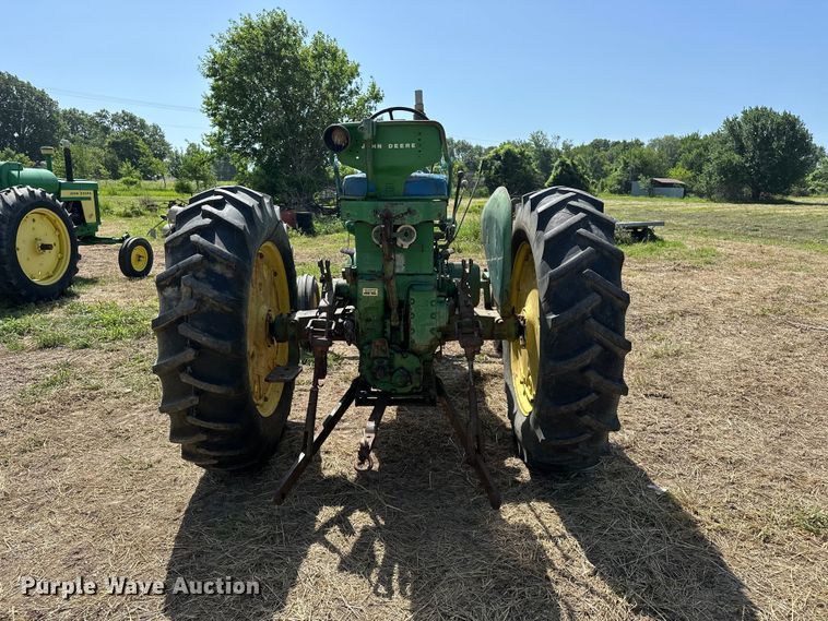 image for item ES6512 1959 John Deere 630 LP tractor