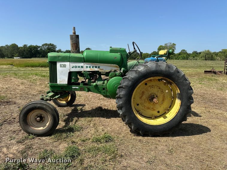 image for item ES6512 1959 John Deere 630 LP tractor