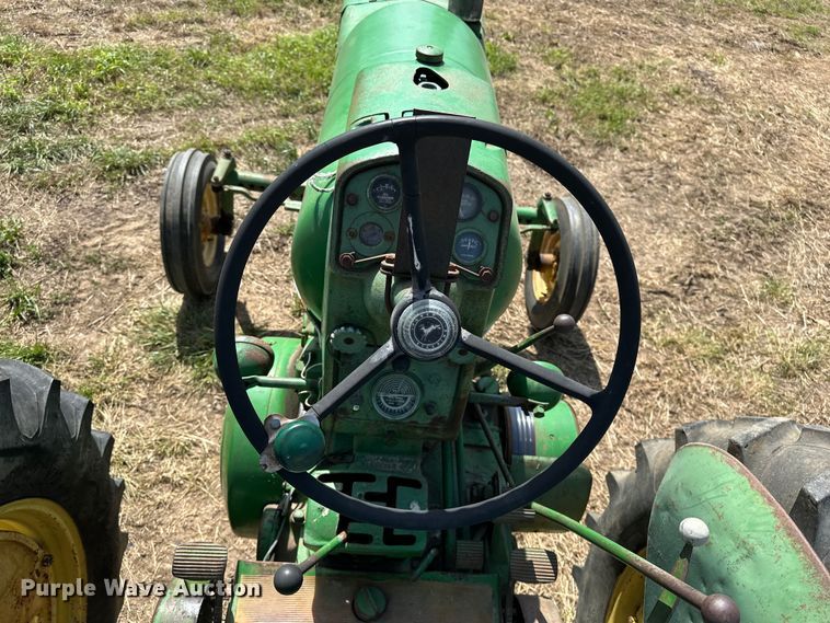 image for item ES6512 1959 John Deere 630 LP tractor
