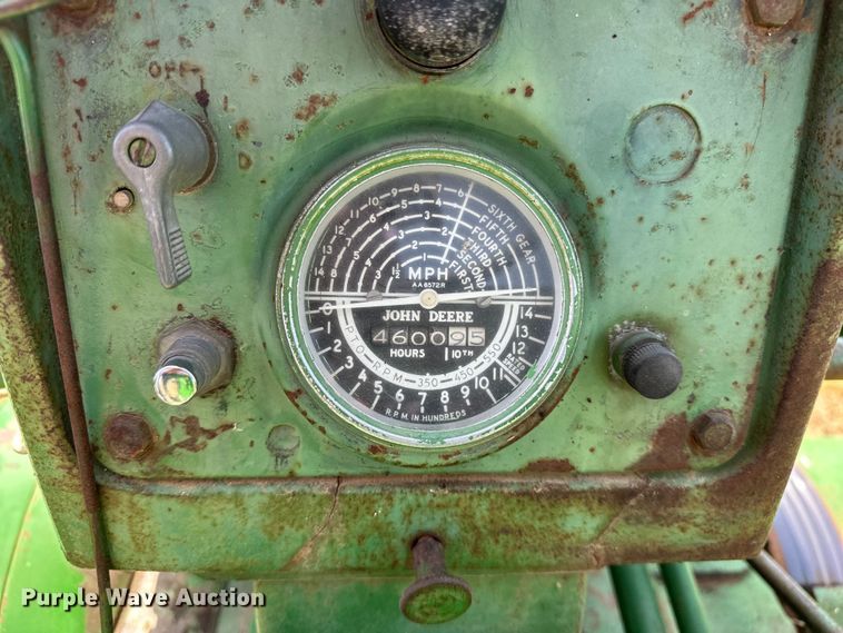 image for item ES6512 1959 John Deere 630 LP tractor