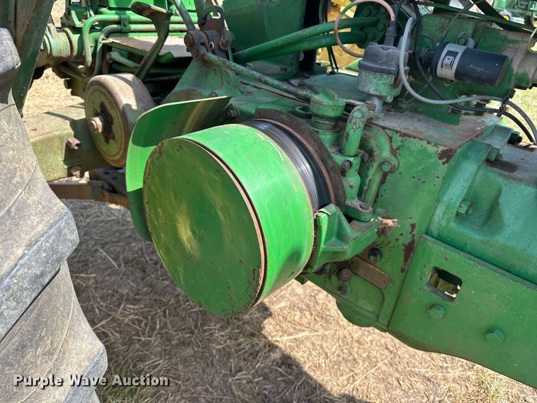 image for item ES6512 1959 John Deere 630 LP tractor