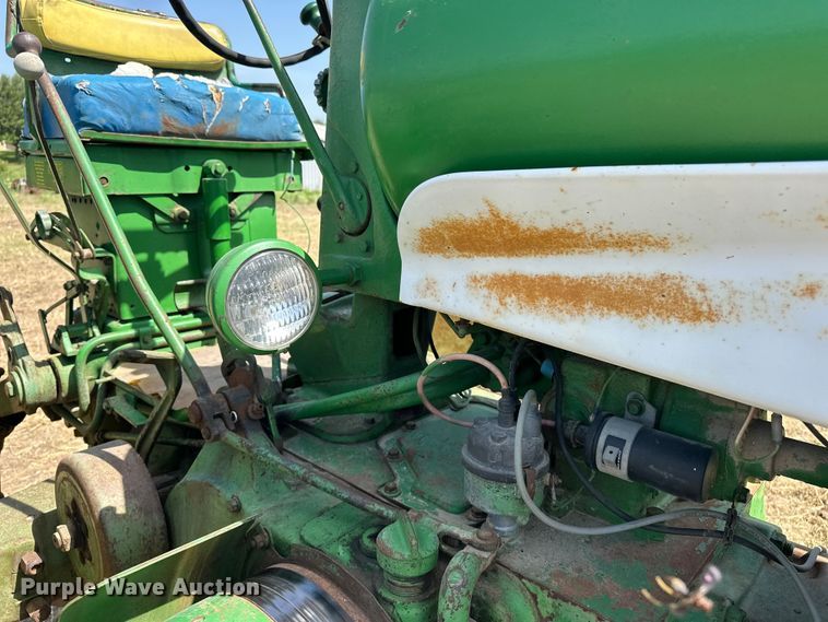 image for item ES6512 1959 John Deere 630 LP tractor