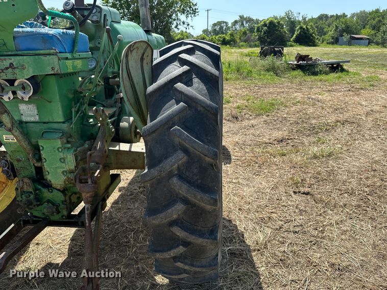 image for item ES6512 1959 John Deere 630 LP tractor