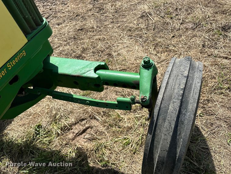 image for item ES6513 1957 John Deere 720 LP tractor