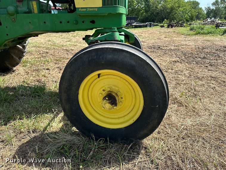 image for item ES6513 1957 John Deere 720 LP tractor