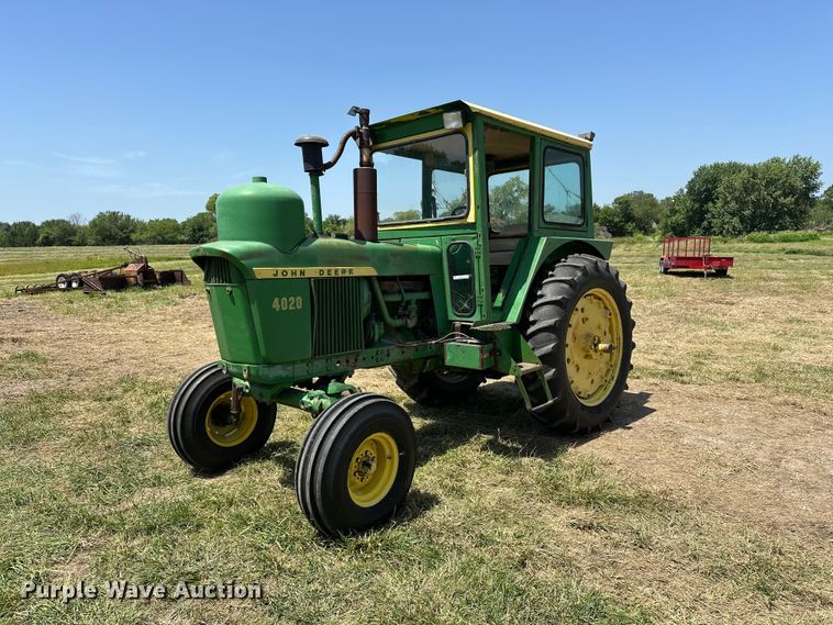 image for item ES6514 1968 John Deere 4020 tractor