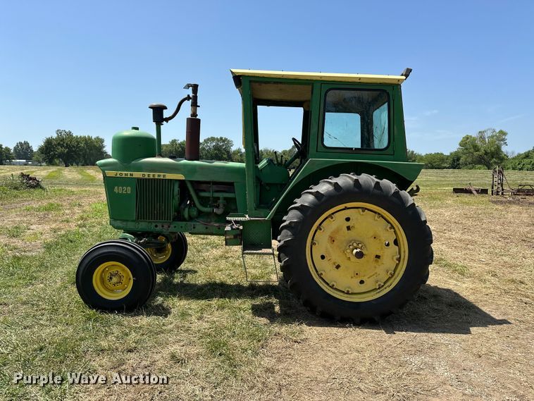 image for item ES6514 1968 John Deere 4020 tractor