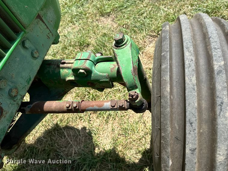 image for item ES6514 1968 John Deere 4020 tractor