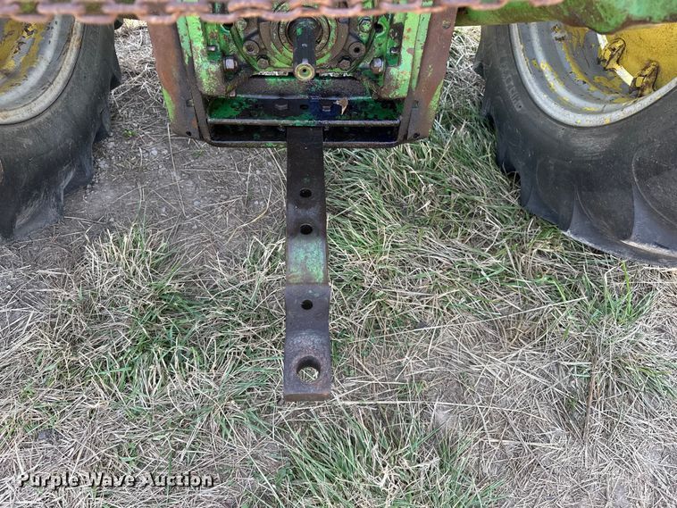 image for item ES6514 1968 John Deere 4020 tractor