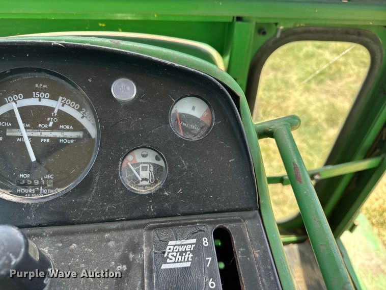 image for item ES6514 1968 John Deere 4020 tractor