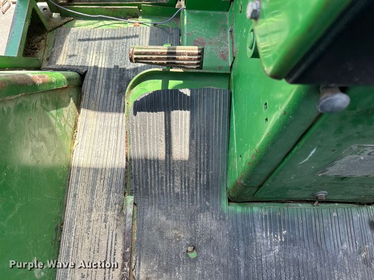 image for item ES6514 1968 John Deere 4020 tractor