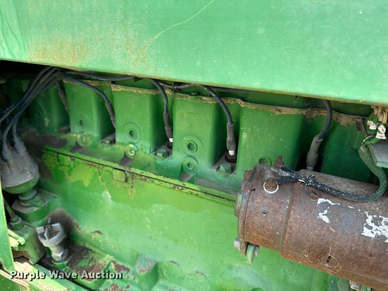 image for item ES6514 1968 John Deere 4020 tractor
