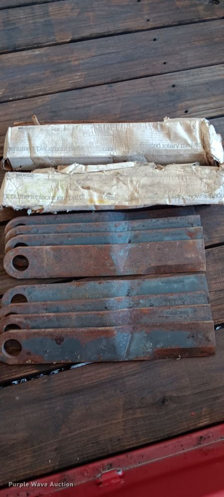 image for item ES6517 Woods D80-2 rotary mower