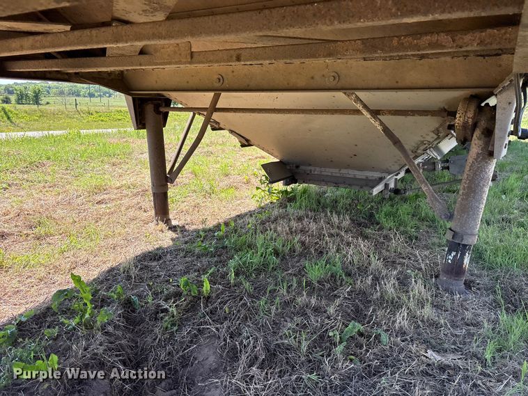 image for item ET2066 1998 Timpte grain trailer