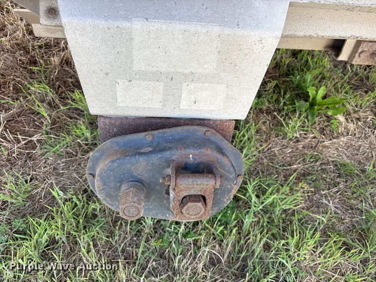 image for item ET2066 1998 Timpte grain trailer