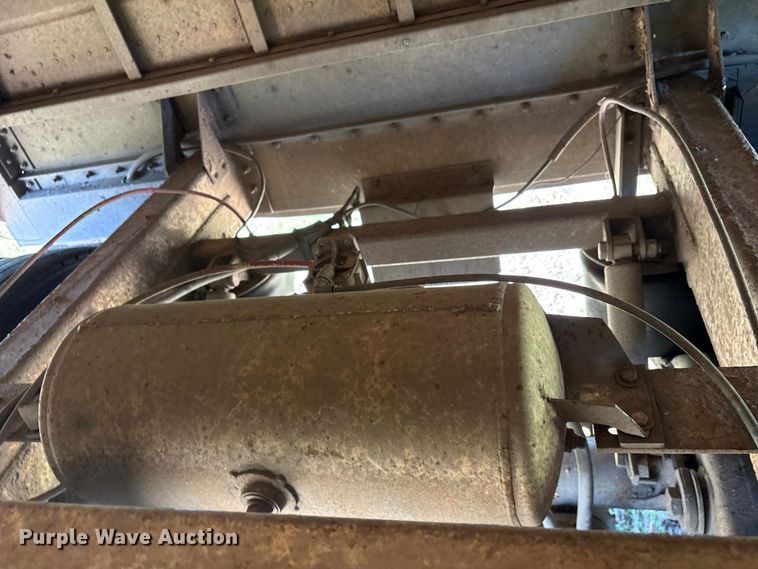 image for item ET2066 1998 Timpte grain trailer