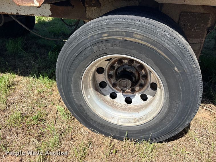 image for item ET2066 1998 Timpte grain trailer