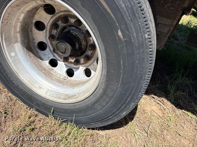 image for item ET2066 1998 Timpte grain trailer