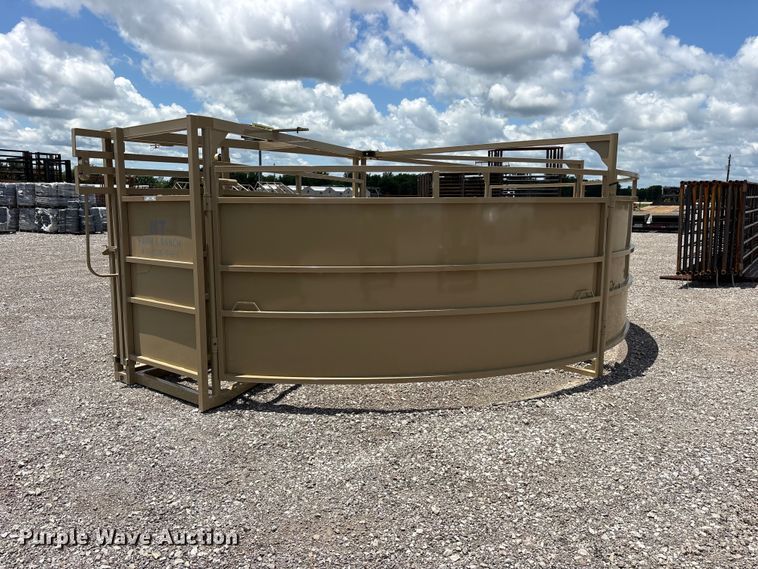 image for item ET2242 NT Farm and Ranch RF Sweep Tub Right Facing Livestock Sweep Tub
