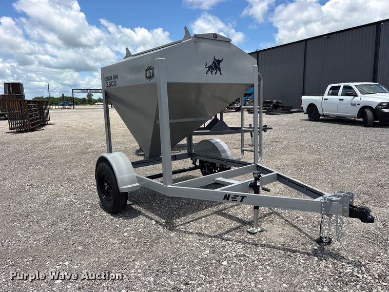 image for item ET2244 NT Farm and Ranch Grain Bin 2500 gravity wagon