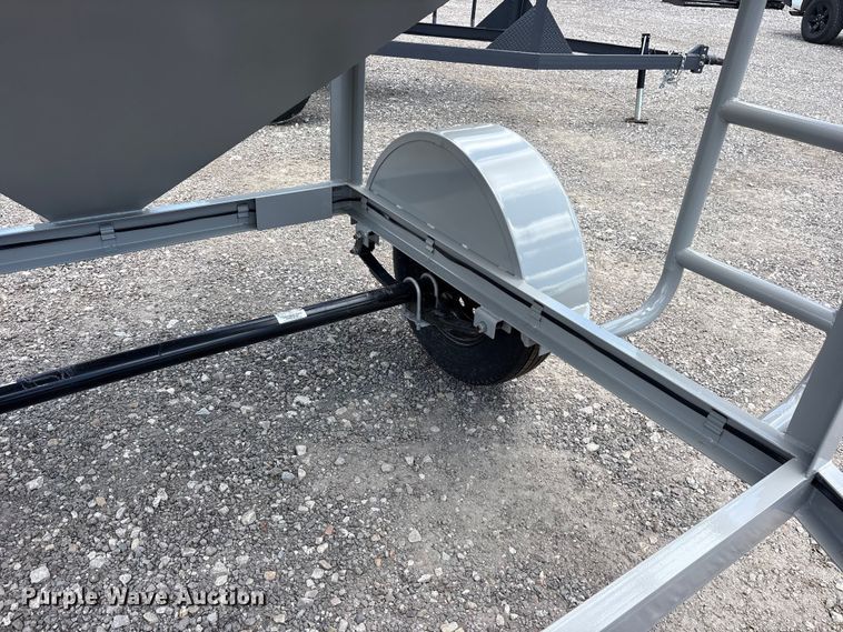 image for item ET2244 NT Farm and Ranch Grain Bin 2500 gravity wagon