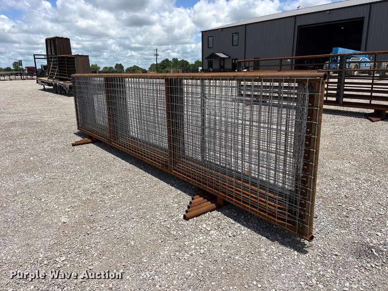image for item ET2246 (8) NT Farm and Ranch livestock panels