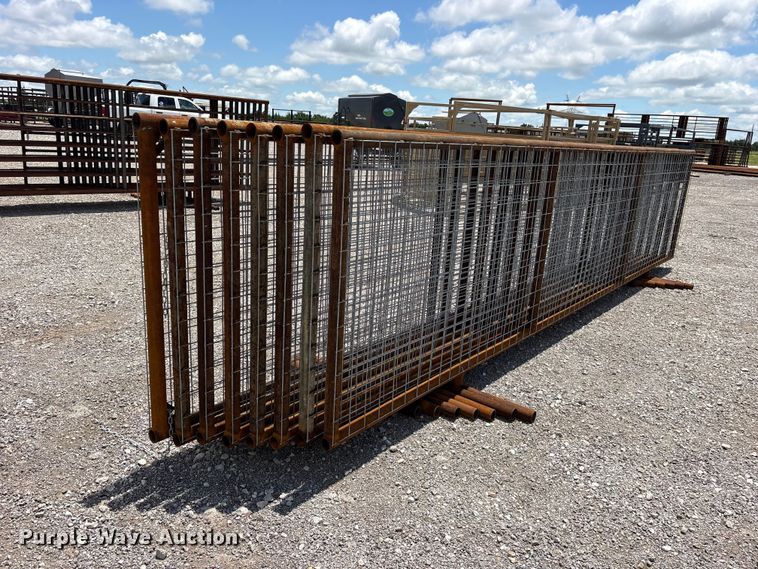 image for item ET2246 (8) NT Farm and Ranch livestock panels