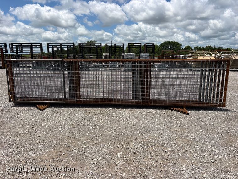 image for item ET2246 (8) NT Farm and Ranch livestock panels