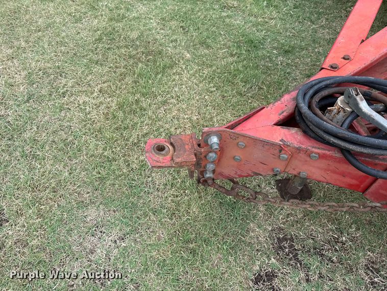 image for item ET6351 International Harvester 5100 grain drill