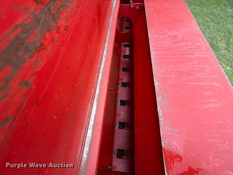 image for item ET6351 International Harvester 5100 grain drill